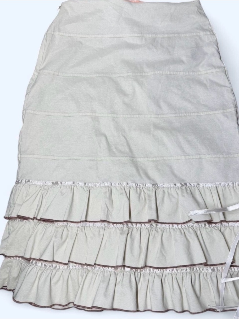 Women's Cream Ruffle Hem Skirt